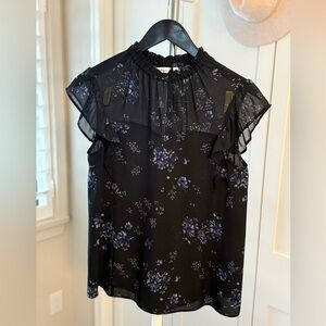 2/$15 🖤💙 Black Floral Reitsmans Cap Sleeve Blouse size XS